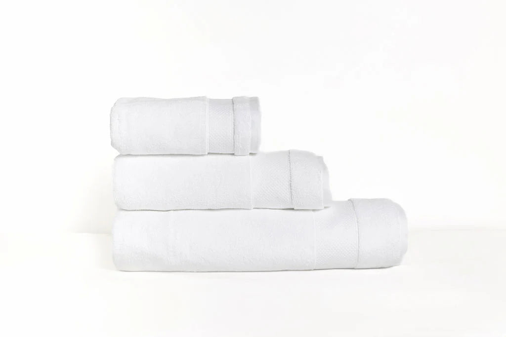 Toalla Premium TOCADOR 800 grs 100% Algodón Egipcio - Zero Twist (X2 UNIDADES)