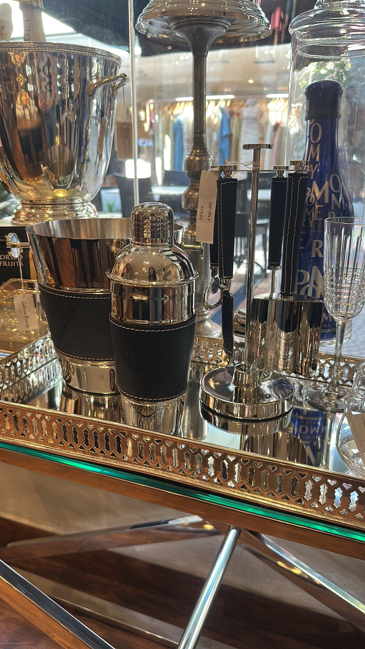 Set de bar con detalles en azul